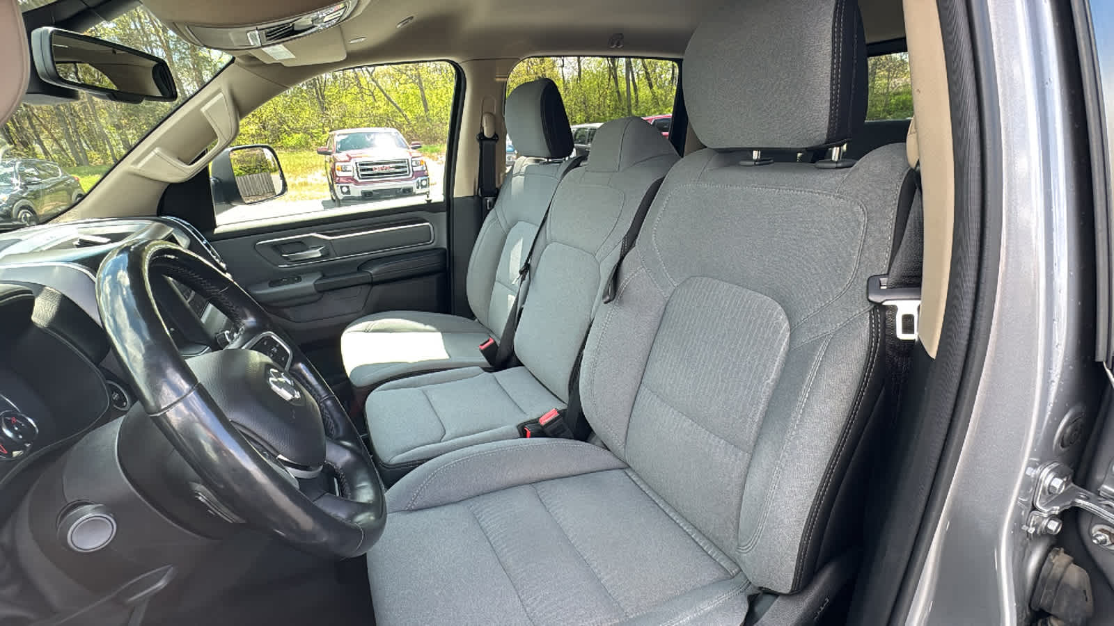 2019 RAM 1500 Big Horn/Lone Star Crew Cab 4x4 6'4" Box