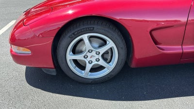 2001 Chevrolet Corvette Base