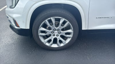 2025 GMC Acadia Denali