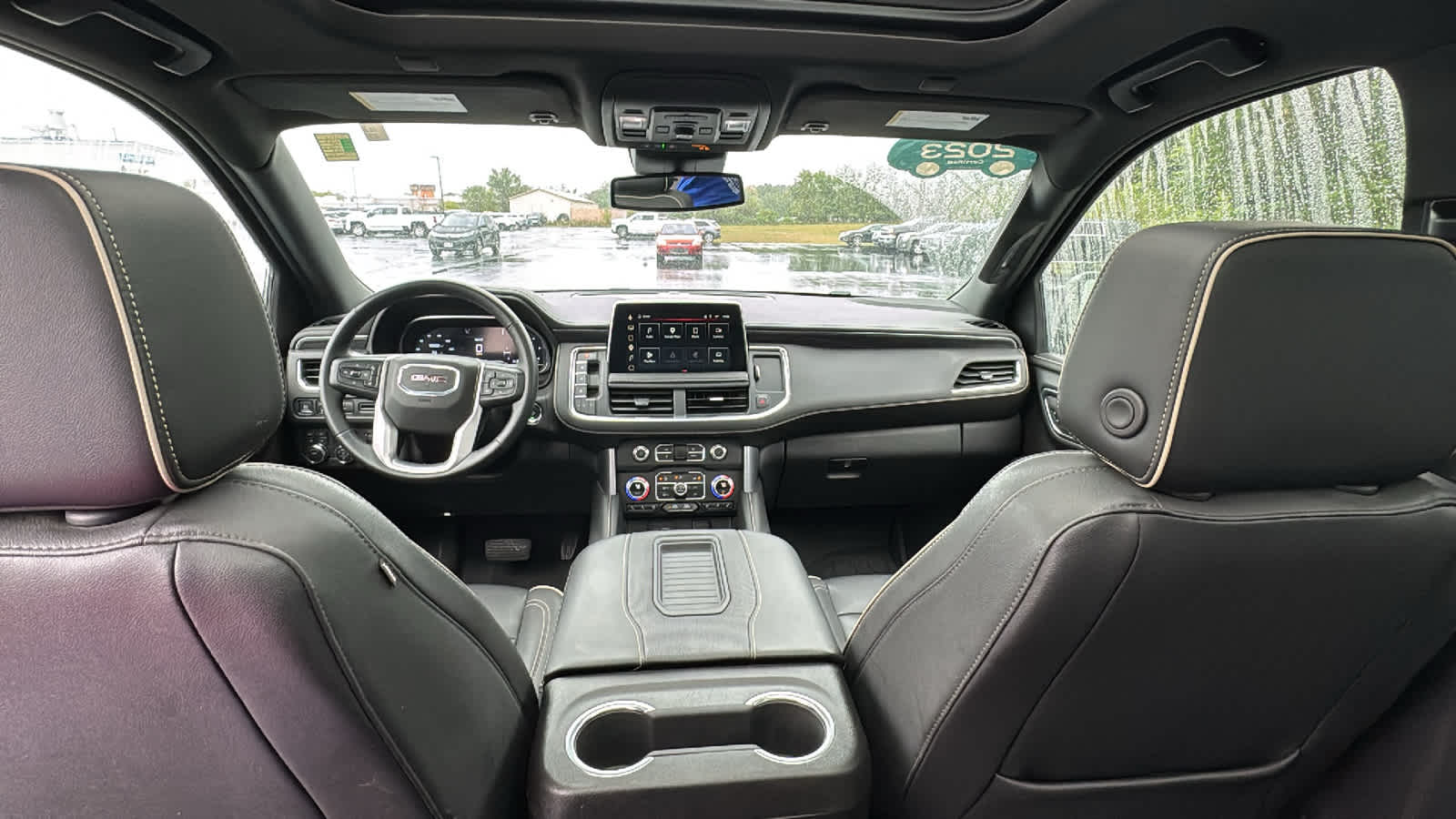 2023 GMC Yukon XL SLT