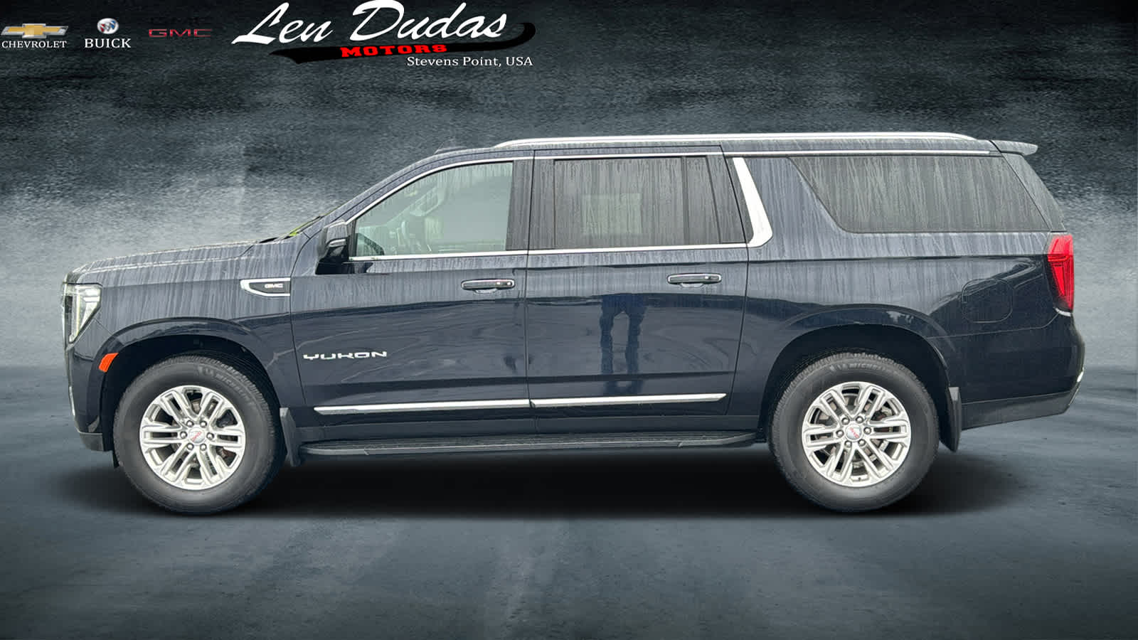 2023 GMC Yukon XL SLT