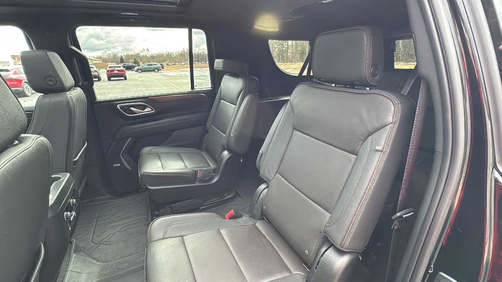 2023 Chevrolet Suburban High Country