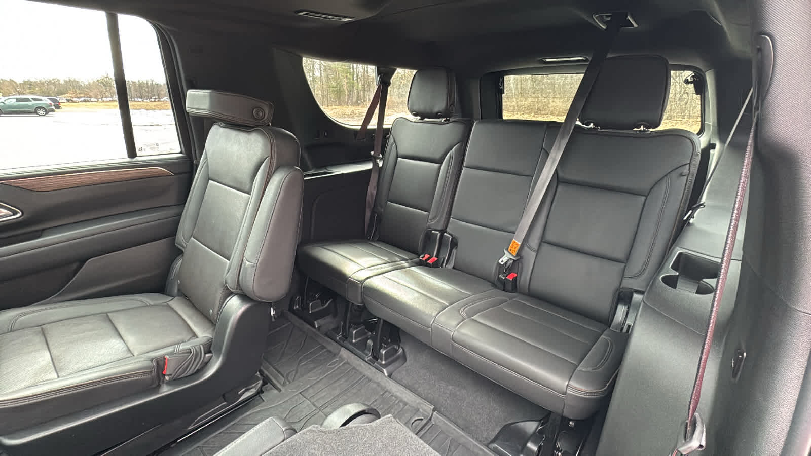 2023 Chevrolet Suburban High Country