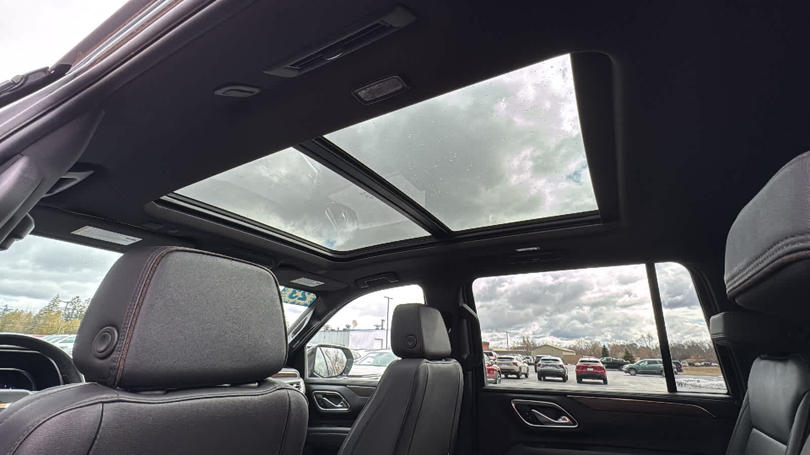 2023 Chevrolet Suburban High Country