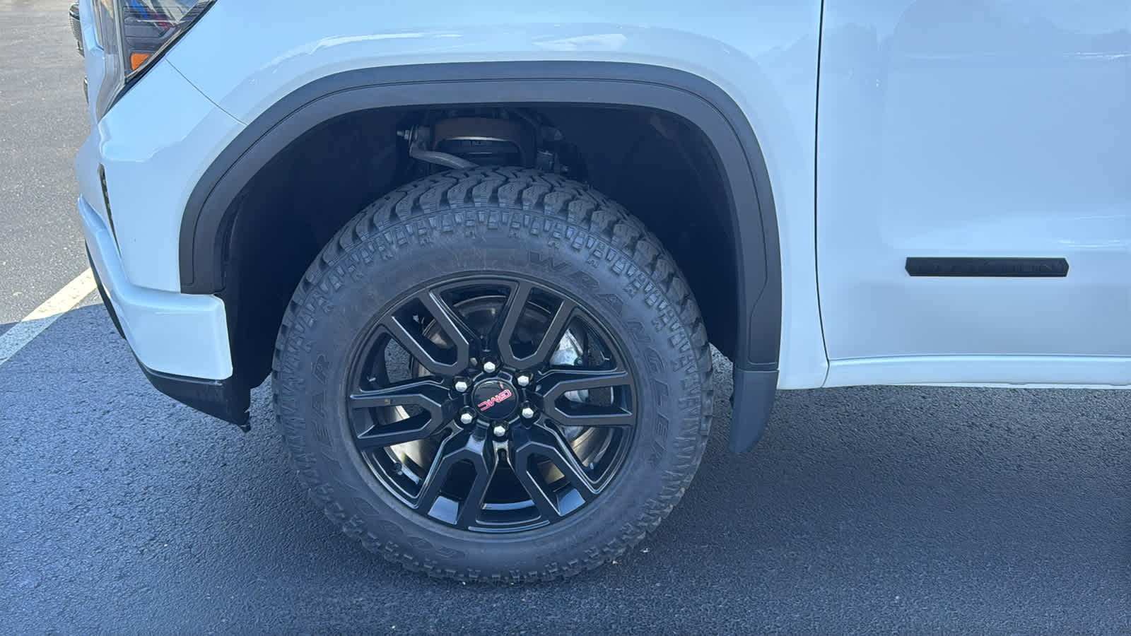 2023 GMC Sierra 1500 Elevation