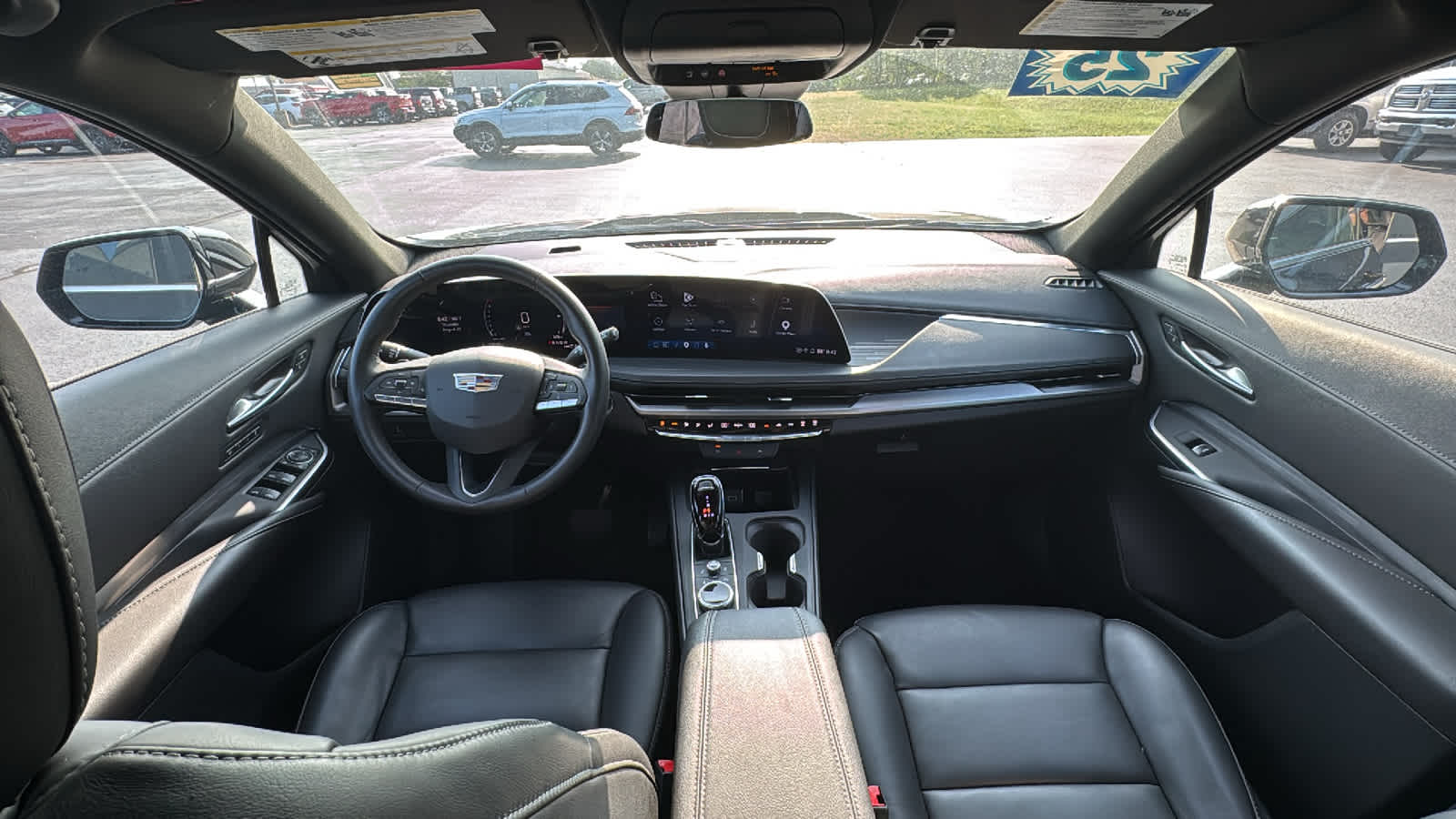 2025 Cadillac XT4 Premium Luxury - Photo 29