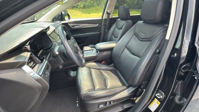 2018 Cadillac XT5 Luxury FWD