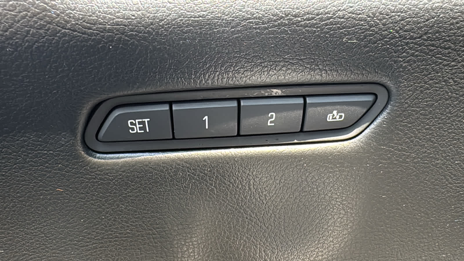 2018 Cadillac XT5 Luxury FWD