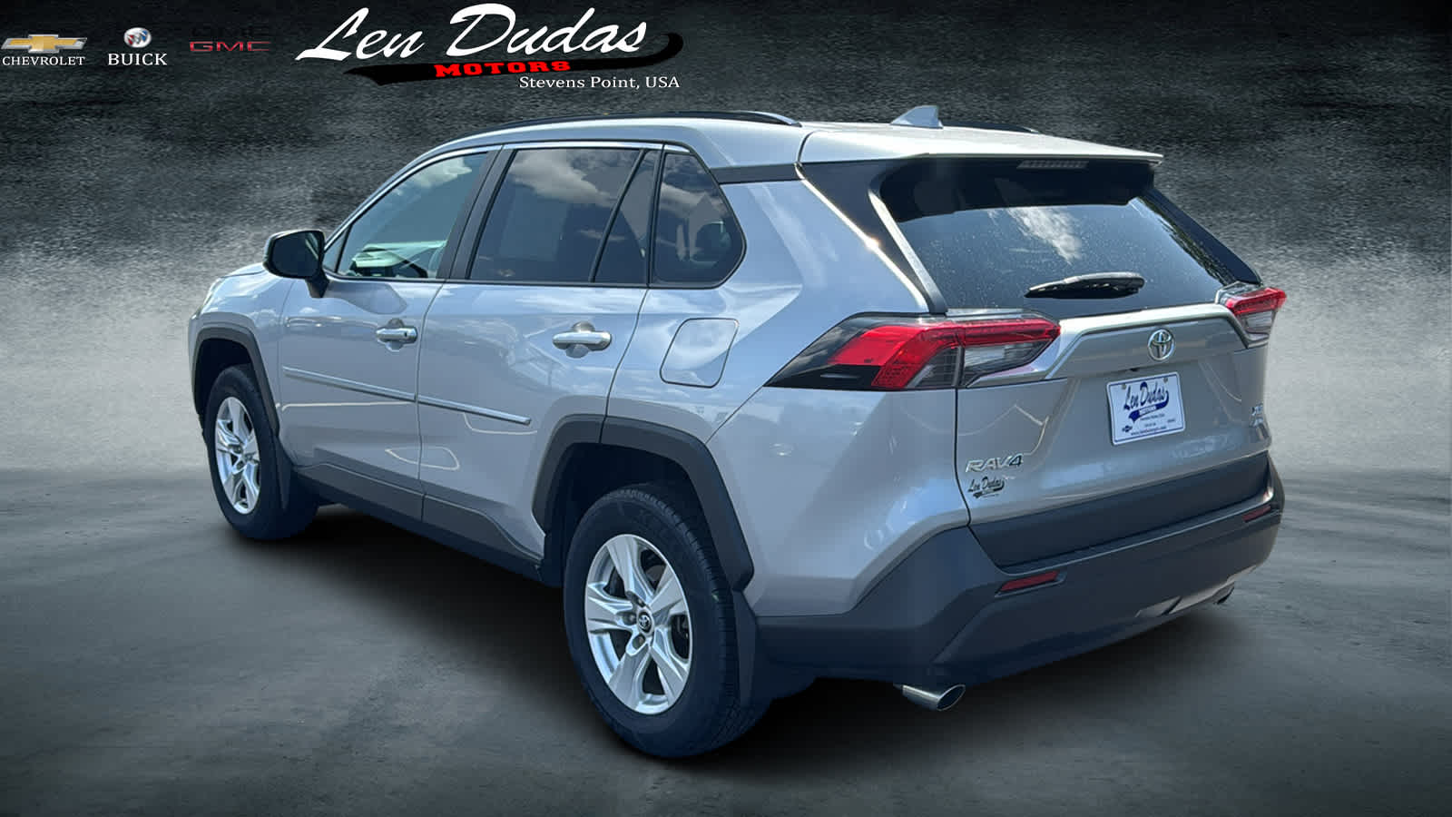 2020 Toyota RAV4 XLE