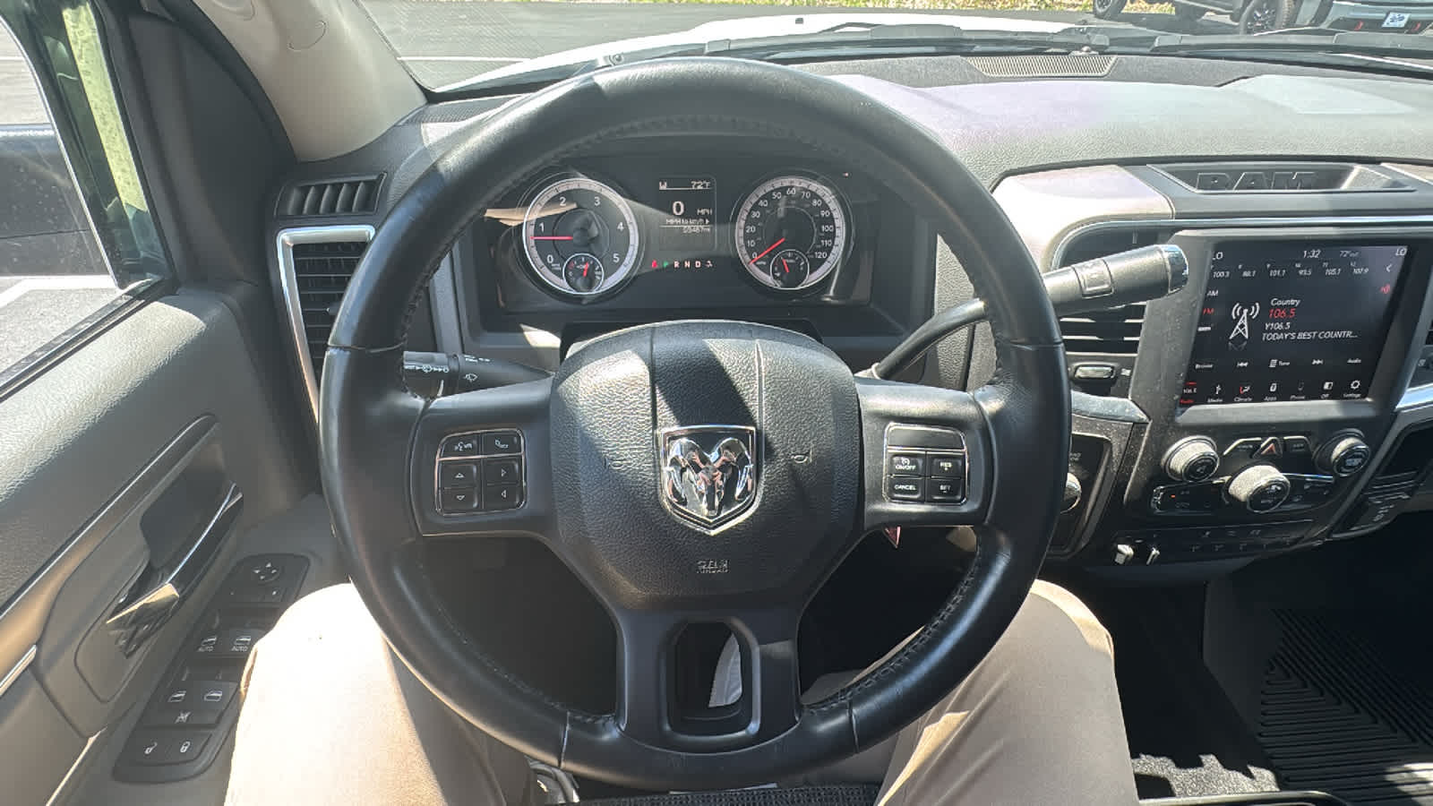 2018 RAM 2500 Big Horn Crew Cab 4x4 6'4" Box