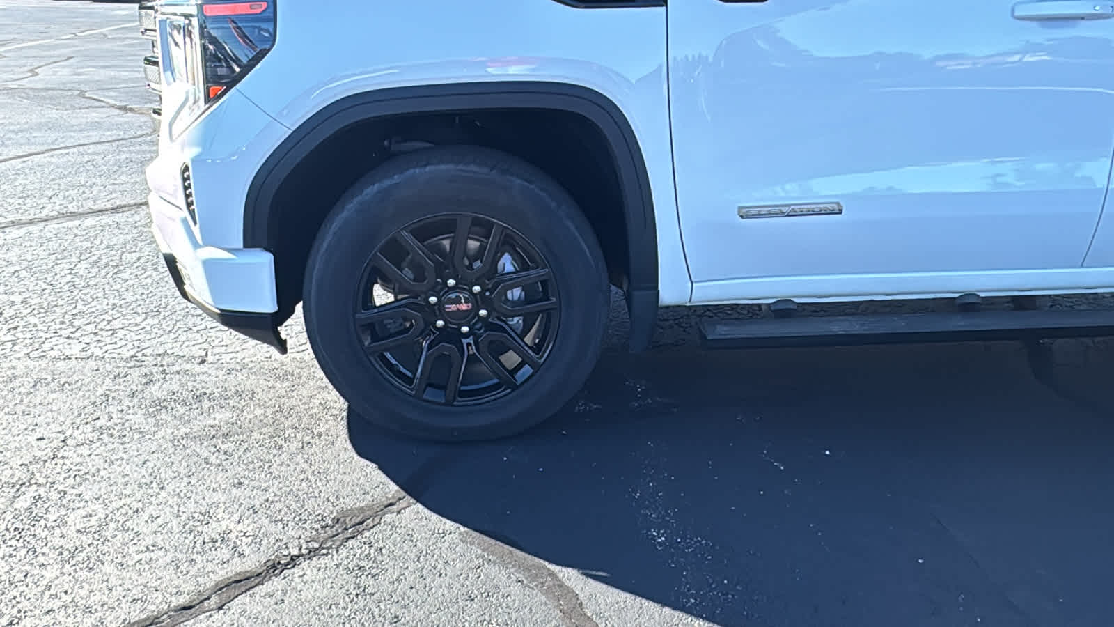 2025 GMC Sierra 1500 Elevation