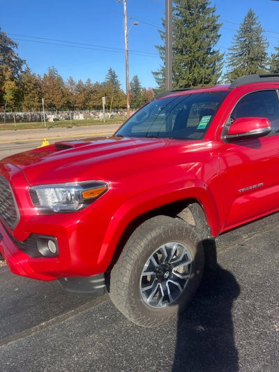 2022 Toyota Tacoma TRD Sport