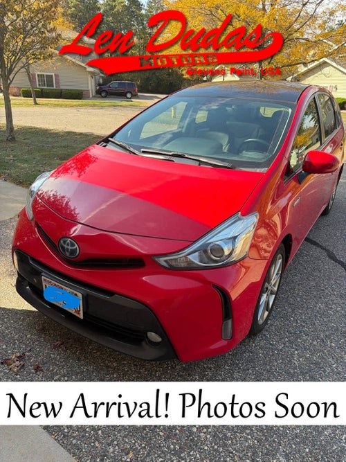 2017 Toyota Prius v Three