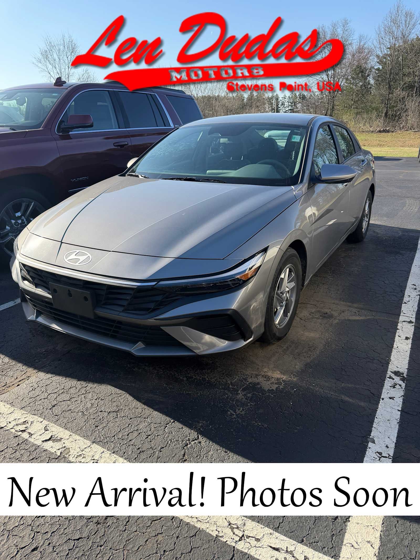 2024 Hyundai Elantra SE