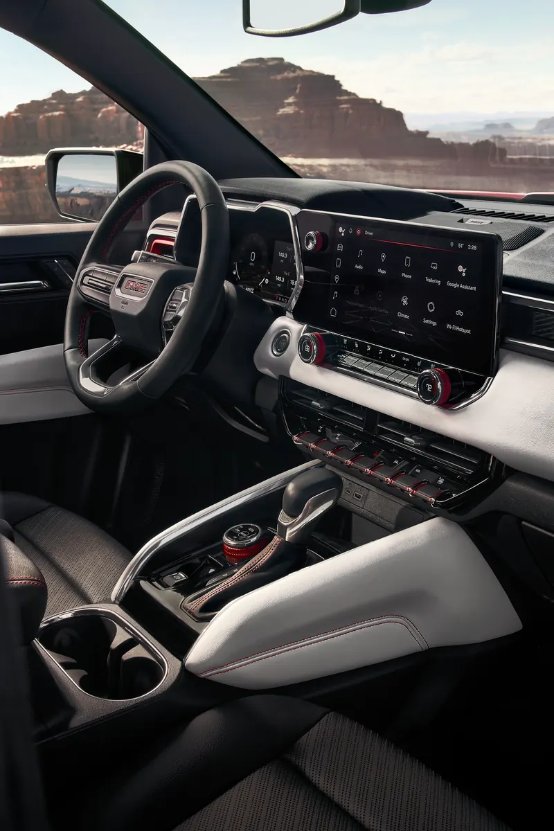 2026 GMC Canyon infotainment system at Len Dudas Motors Buick GMC in Stevens Point WI